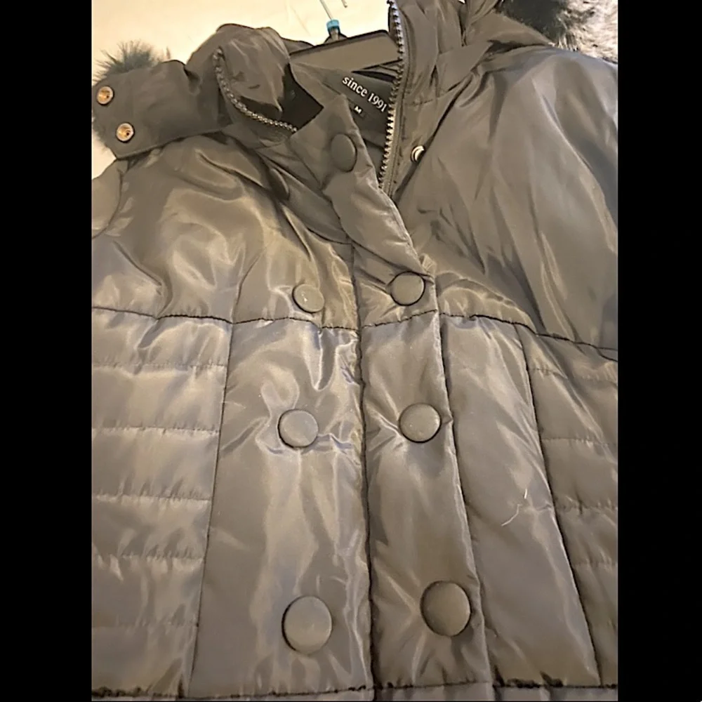 Obosoyo Coat Size Medium - Picture 3 of 8